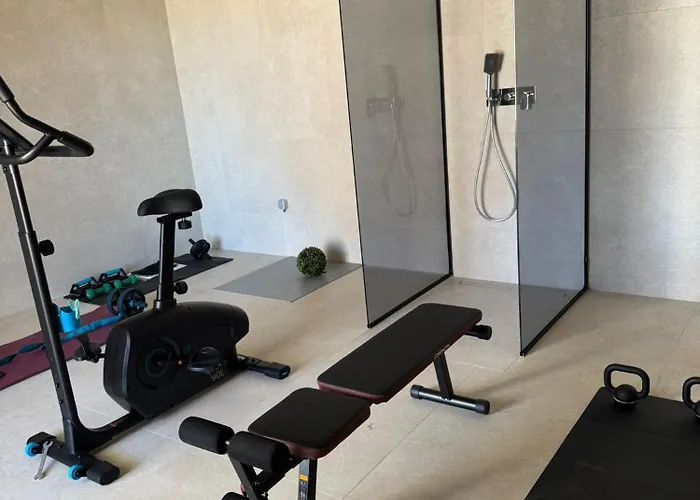 Luxury Pam - Private With A Heated Pool And A Summer Terace With 4 Bedrooms - 230 M2 New!! *