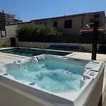 Luxury Pam - Private With A Heated Pool And A Summer Terace With 4 Bedrooms - 230 M2 New!!